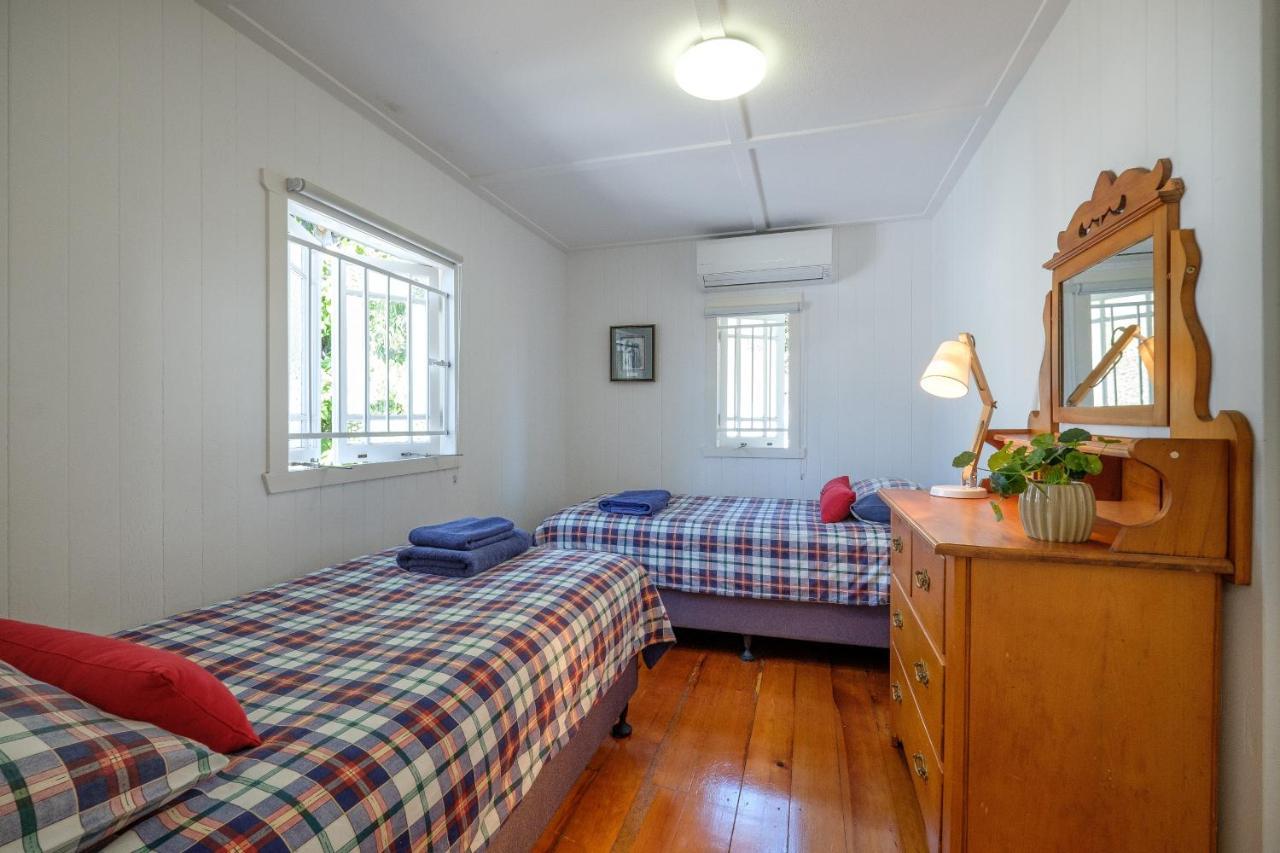 Central Cottage Brisbane Exterior photo